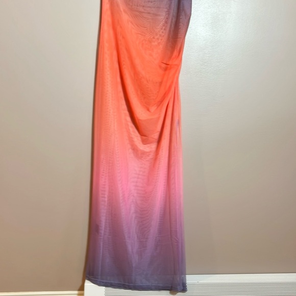 Hutch Beach Coverup - Picture 6 of 7